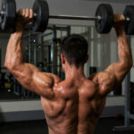Cara-Membangun-Otot-Bahu-Yang-Bidang-Dengan-Latihan-Shoulder-Press-Rutin