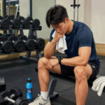 Cara-Mengatur-Waktu-Istirahat-Antar-Set-Saat-Melakukan-Latihan-Beban-Intens